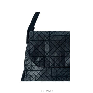 Issey Miyake 26 FW Bao Bao Issey Miyake ���α� ������ ���� �޽��� �� BB69AG171 TP459626 FW Bao Bao Issey Miyake ���α� ������ ���� �޽��� 