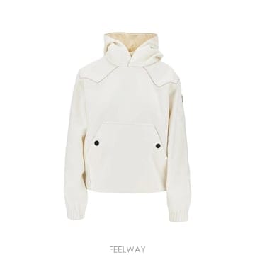 Moncler 26 FW ��Ŭ���� �׷���� �ΰ� ��ġ �г� �ĵ�Ƽ L20988G0001289B08 TP45977495526 FW ��Ŭ���� �׷���� �ΰ� ��ġ �г� �ĵ�Ƽ L20988G0