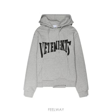 26 FW 베트멍 컷업 로고 후드티 VTMWHDS TP459852851