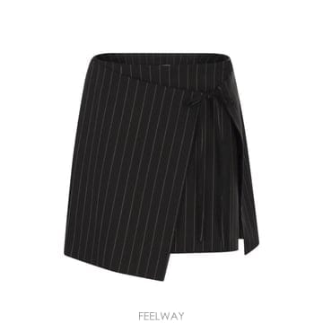 Sportmax 26 FW ����Ʈ���� �ɽ�Ʈ������ ���� �̴� ��ĿƮ 2612101041600 TP45977077526 FW ����Ʈ���� �ɽ�Ʈ������ ���� �̴� ��ĿƮ 2612101