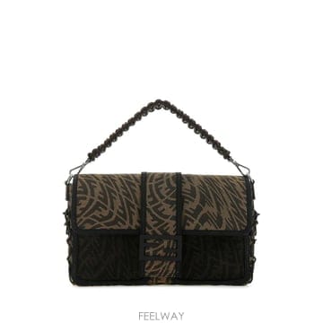 FENDI [X45]��� 7VA534AFT6 F164H ���� ��Ʈ�� ���۹� ũ�ν��� Embroidered fabric[X45]��� 7VA534AFT6 F164H ���� ��Ʈ�� ���۹� ũ�ν���