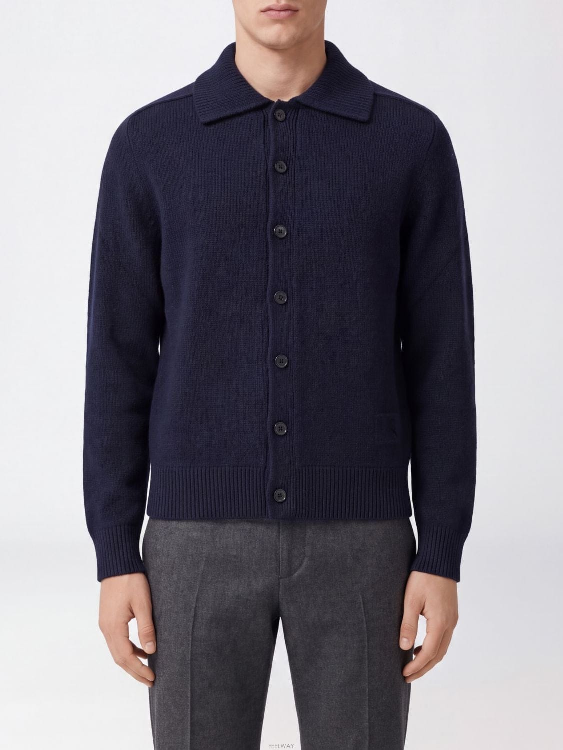 Burberry [A6] ������ 8132571 ���� ����� 8132571-009[A6] ������ 8132571 ���� ����� 8132571-009
