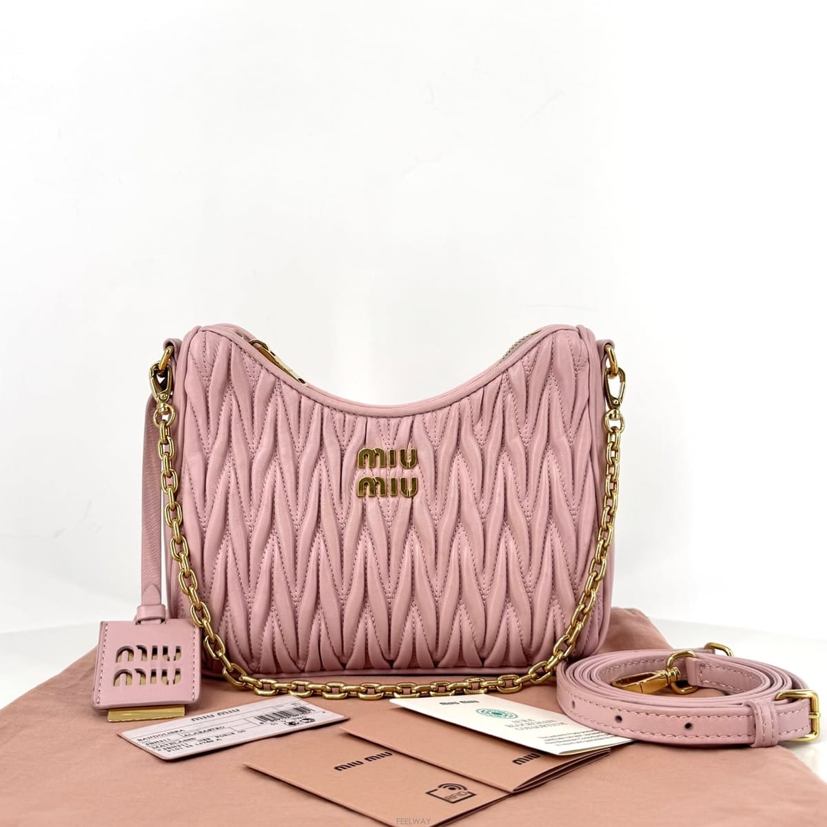 Miu Miu �̿�̿� ���׶�� ���� ü�� ũ�ν��� (5BH211)�̿�̿� ���׶�� ���� ü�� ũ�ν��� (5BH211)