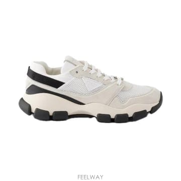 PRADA 26FW ����� 1E506O 3KU1 F0009 �޽� �к긯 �����̵� ����Ŀ��26FW ����� 1E506O 3KU1 F0009 �޽� �к긯 �����̵� ��
