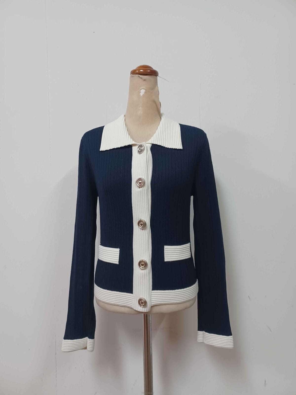 Sandro ��ȫ����/N-10800/���� ��ǰ ������ ����� 80��ȫ����/N-10800/���� ��ǰ ������ ����� 80