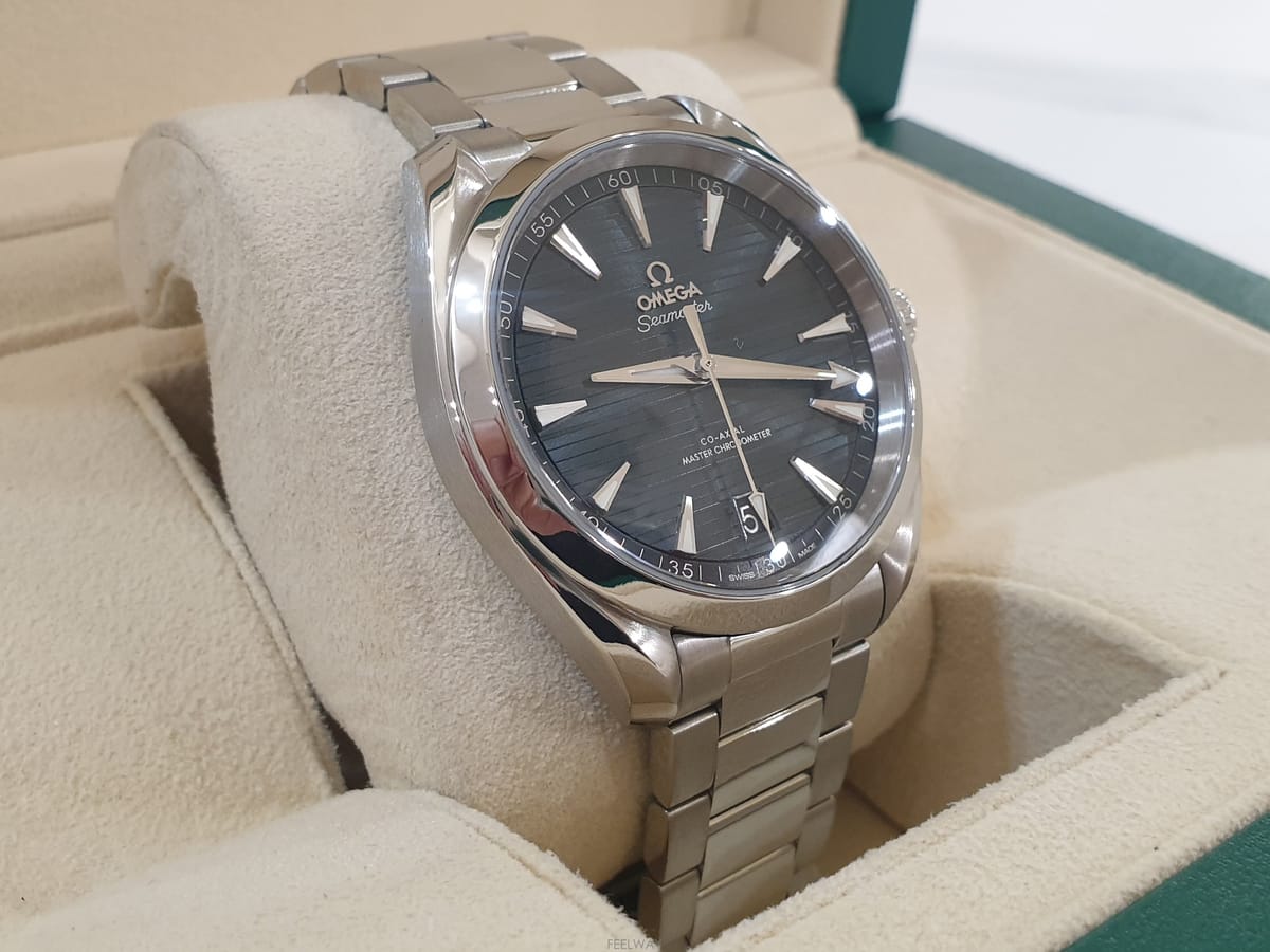 OMEGA ���ް� �������� �������׶� û�� 220.10.41.21.03.004���ް� �������� �������׶� û�� 220.10.41.21.03.004