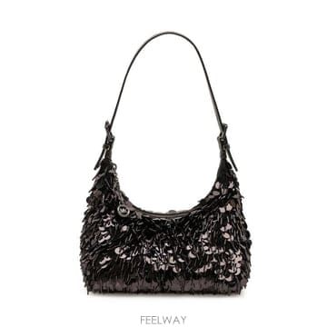 Michael Kors 26FW ����Ŭ �ھ Ŭ��ġ �Ŀ�ġ 32F6UY5C5M 001 BLACK26FW ����Ŭ �ھ Ŭ��ġ �Ŀ�ġ 32F6UY5C5M 001 BLACK