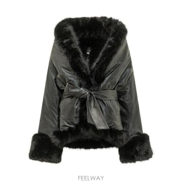26FW 로테이트 가죽 자켓 117004100 100 BLACK
