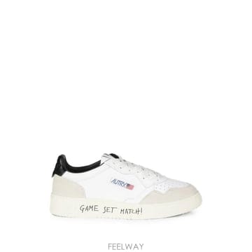 26FW 오트리 메달리스트 로우 스니커즈 AULMMA04 WHT BLACK