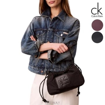 Calvin Klein Ķ��Ŭ���� ���� ���� ��ν�Ʈ�� ũ�ν��ٵ�� ���ǵ� ����Ķ��Ŭ���� ���� ���� ��ν�Ʈ�� ũ�ν��ٵ�� ���ǵ� ��