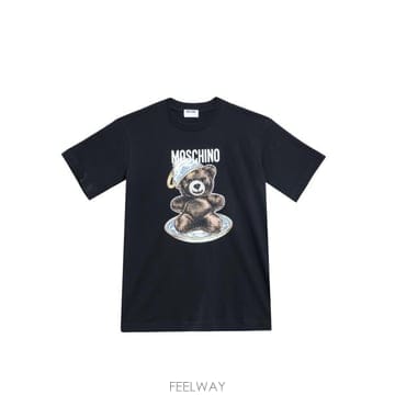 Moschino 25FW ��Ű�� ���� Ƽ���� 0716 5241 1555 NERO25FW ��Ű�� ���� Ƽ���� 0716 5241 1555 NERO
