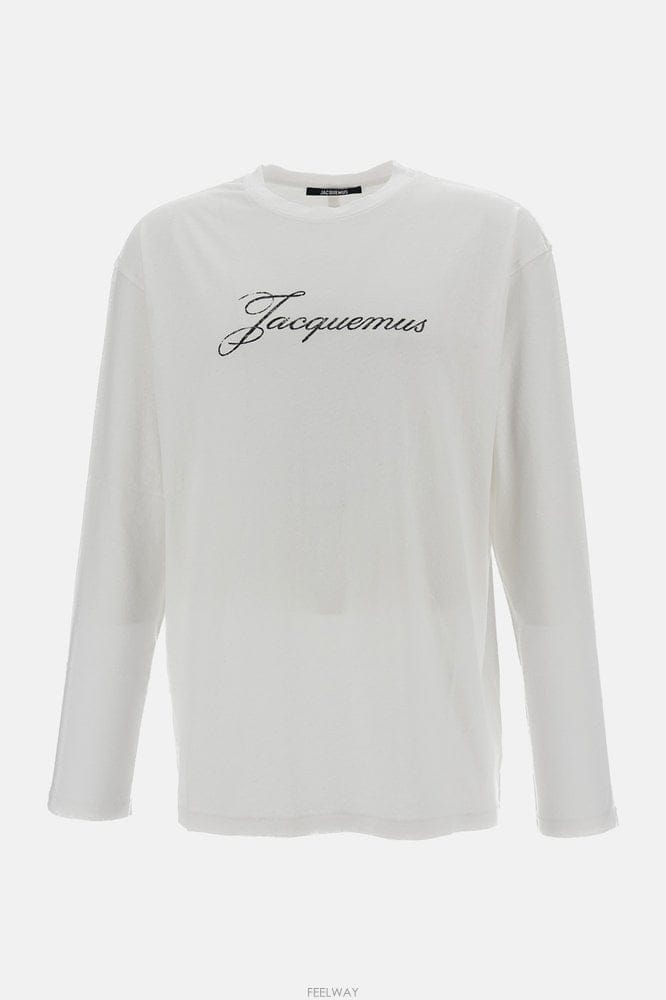 Jacquemus 26 F/W ��ũ���� �� ������ �ΰ� Ƽ���� TSU00351AJ002 B003250341026 F/W ��ũ���� �� ������ �ΰ� Ƽ���� TSU00351AJ002 B0