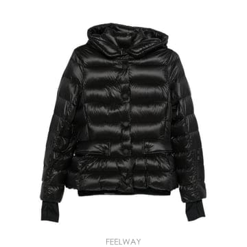 Moncler 26FW ��Ŭ���� �е� L20981A00032 539X6999 BLACK26FW ��Ŭ���� �е� L20981A00032 539X6999 BLACK