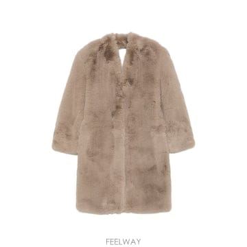 THE FRANKIE SHOP DESTINY 페이크 퍼 코트 COF B0712503531