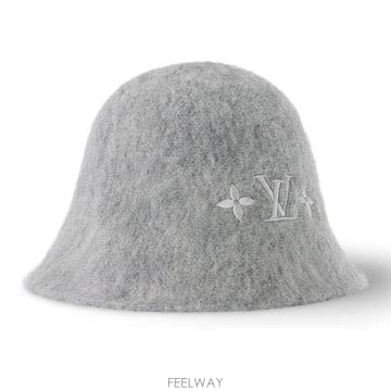 Louis Vuitton 26 FW ���̺��� �׷��� LV Fluffy �÷��� Ŭ���� ���׷� �ö�� ����26 FW ���̺��� �׷��� LV Fluffy �÷��� Ŭ���� ���׷�