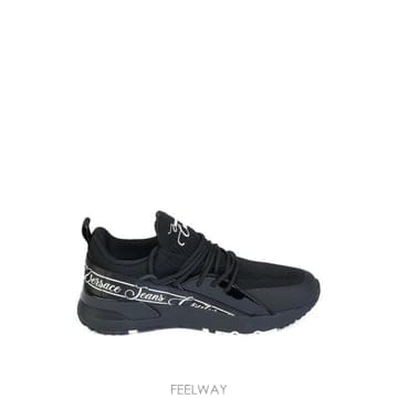 Versace 25FW ������ü Dynamic ���̳��� �ΰ� ����Ŀ�� 79VA3SA8 ZSC96 899 black NERO25FW ������ü Dynamic ���̳��� �ΰ� ����Ŀ�� 79VA3SA8 