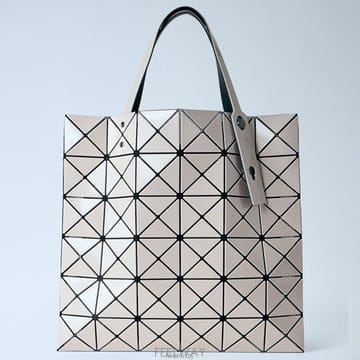 Issey Miyake 26 FW �ٿ��ٿ� �̼��̹̾��� Lucent ������Ʈ�� ��Ʈ�� BB68 AG053 BEI26 FW �ٿ��ٿ� �̼��̹̾��� Lucent ������Ʈ�� ��Ʈ�� B