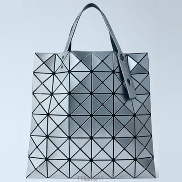 Issey Miyake 26 FW �ٿ��ٿ� �̼��̹̾��� Lucent �缾Ʈ �ǹ� ��Ʈ�� BB68AG05326 FW �ٿ��ٿ� �̼��̹̾��� Lucent �缾Ʈ �ǹ� ��Ʈ�� 