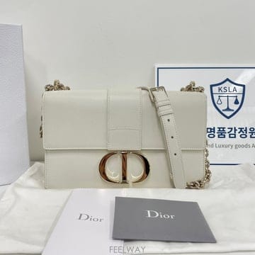 DIOR ũ������ ��� 30 ü�� �����ι� M9208UWBHũ������ ��� 30 ü�� �����ι� M9208UWBH