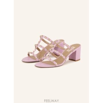 Valentino �߷�Ƽ�� �� �����͵� with rivets 100100181718500 TP575944153�߷�Ƽ�� �� �����͵� with rivets 100100181718500 TP575