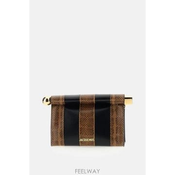 Jacquemus ��ũ���� ��Ʈ������ �� Ŭ��ġ �� BAW00472AC24M12 9TU TP979967149��ũ���� ��Ʈ������ �� Ŭ��ġ �� BAW00472AC24M12 9TU T