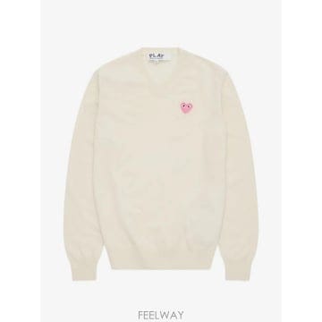 26 FW 꼼데가르송 heart patch V neck sweater AXN09705145 TP4599626