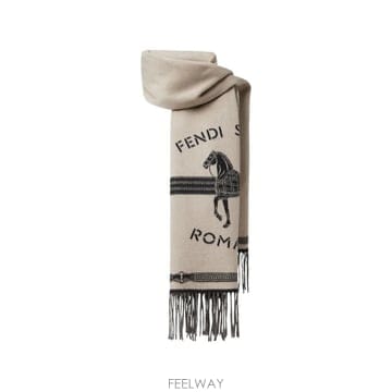 FENDI 26 FW ��� �������� ��Ÿ���þ� ��Ʈ ��ī�� FXT230B1VV TP45987236026 FW ��� �������� ��Ÿ���þ� ��Ʈ ��ī�� FXT230B1VV 