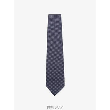 CORNELIANI 26 FW �����ڸ��ƴ� ����ũ�� ��Ʈ ��ũ ��Ÿ�� 28U3022A20304 TP45829651926 FW �����ڸ��ƴ� ����ũ�� ��Ʈ ��ũ ��Ÿ�� 28U3022A2