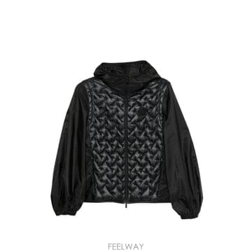 Moncler 26 FW ��Ŭ���� �̶��� ��Ŀ�� ���ο� ��Ʈ �ٿ� ��Ŷ L20931A00123539ZD TP4554329426 FW ��Ŭ���� �̶��� ��Ŀ�� ���ο� ��Ʈ �ٿ� ��Ŷ L20