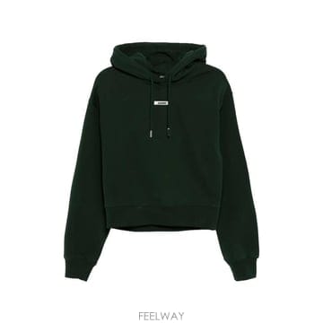 Jacquemus 26 FW ��ũ���� �ΰ� ��ġ ��ν�Ʈ�� �ĵ�Ƽ 241JS1622341 TP45998766926 FW ��ũ���� �ΰ� ��ġ ��ν�Ʈ�� �ĵ�Ƽ 241JS162234