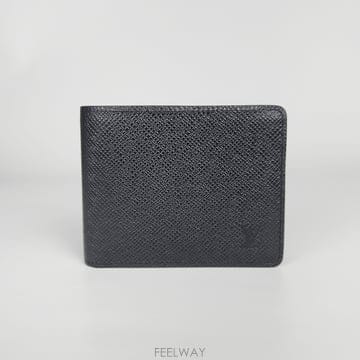 루이비통 블랙 타이가 슬랜더 반지갑 M30539