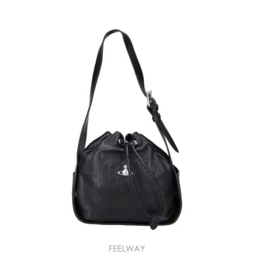 인더샵 Vivienne Westwood 비비안 웨스트우드 블랙 버킷백