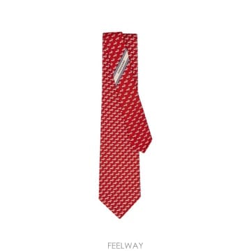 Ferragamo ���Ϲ�� ��󰡸� dachshund print silk tie���Ϲ�� ��󰡸� dachshund print silk tie