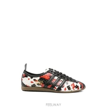 Adidas 26FW �Ƶ�ٽ� ����Ŀ�� KK4976 CWHITE CBLACK CORANGE26FW �Ƶ�ٽ� ����Ŀ�� KK4976 CWHITE CBLACK CORANGE