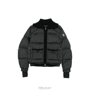 Moncler 26FW ��Ŭ���� ���� 599JX 1A000 46 999 BLACK26FW ��Ŭ���� ���� 599JX 1A000 46 999 BLACK