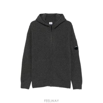 CP company 26FW ���� ���۴� ��Ʈ���� MKN106A11 0149A 978 GREY26FW ���� ���۴� ��Ʈ���� MKN106A11 0149A 978 GREY