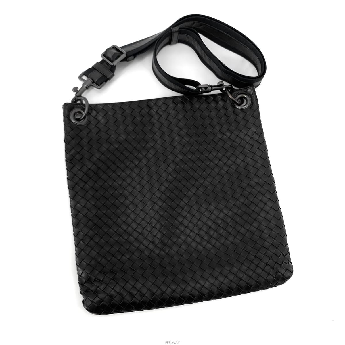 Bottega Veneta ���װ�����Ÿ ��Ʈ��ġ���� �޽����� ũ�ν��麸�װ�����Ÿ ��Ʈ��ġ���� �޽����� ũ�ν���