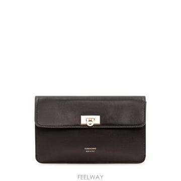 Ferragamo 26FW ����䷹ ��󰡸� Ŭ��ġ �Ŀ�ġ 221165 795687 NERO26FW ����䷹ ��󰡸� Ŭ��ġ �Ŀ�ġ 221165 795687 NER