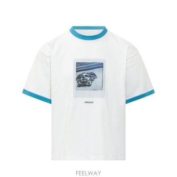 26FW 베르사체 반팔 티셔츠 10260931A18733 1W000 OPTICAL WHITE