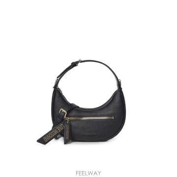 Moschino 26FW ��Ű�� ����� JC4225PP0PKG0 000 NERO26FW ��Ű�� ����� JC4225PP0PKG0 000 NERO