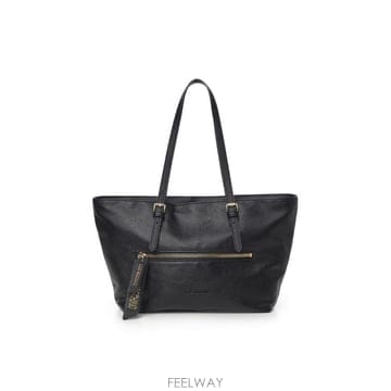 Moschino 26FW ��Ű�� ��Ʈ�� JC4228PP0PKG0 000 NERO26FW ��Ű�� ��Ʈ�� JC4228PP0PKG0 000 NERO