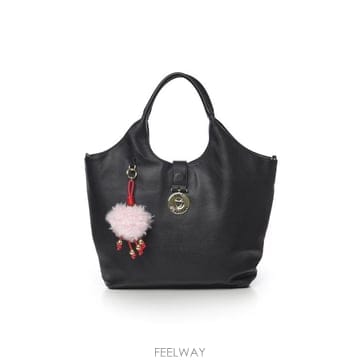 Moschino 26FW ��Ű�� ��Ʈ�� JC4238PP0PKI0 000 NERO26FW ��Ű�� ��Ʈ�� JC4238PP0PKI0 000 NERO