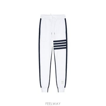 Thom Browne 26FW ����� ��Ʈ����Ʈ ���� MJQ245A 00535104 WHITE NAVY26FW ����� ��Ʈ����Ʈ ���� MJQ245A 00535104 WHITE N