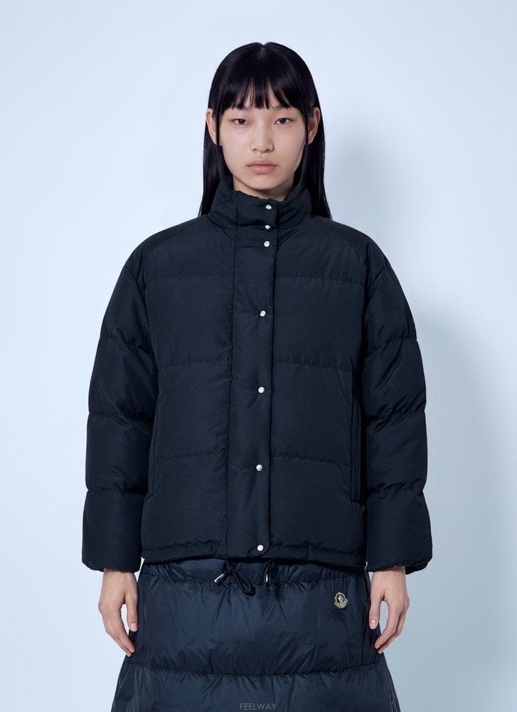 Moncler 26 F/W ��Ŭ���� VERONE ���� �ٿ� ���� L2093 1A00 B011250378926 F/W ��Ŭ���� VERONE ���� �ٿ� ���� L2093 1A00 B0112