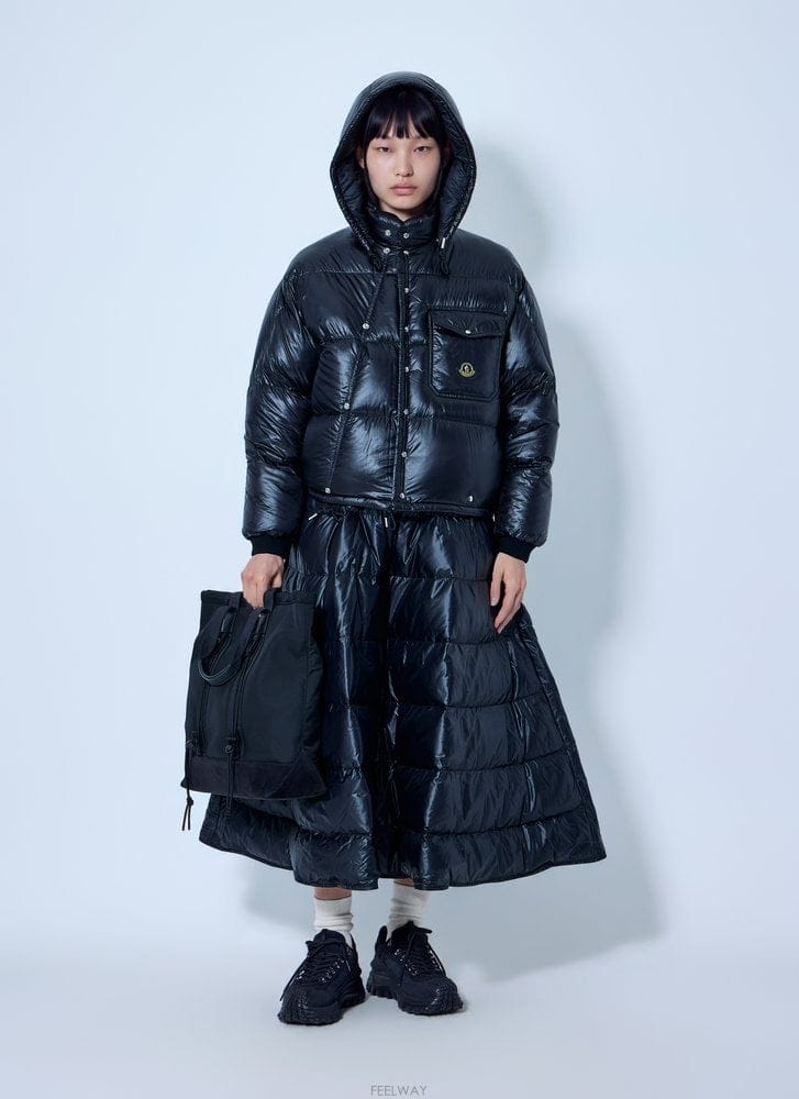 Moncler 26 F/W ��Ŭ���� KARAKORUM �ĵ� ���� �ٿ� ���� L209 B011250379026 F/W ��Ŭ���� KARAKORUM �ĵ� ���� �ٿ� ���� L209 B01