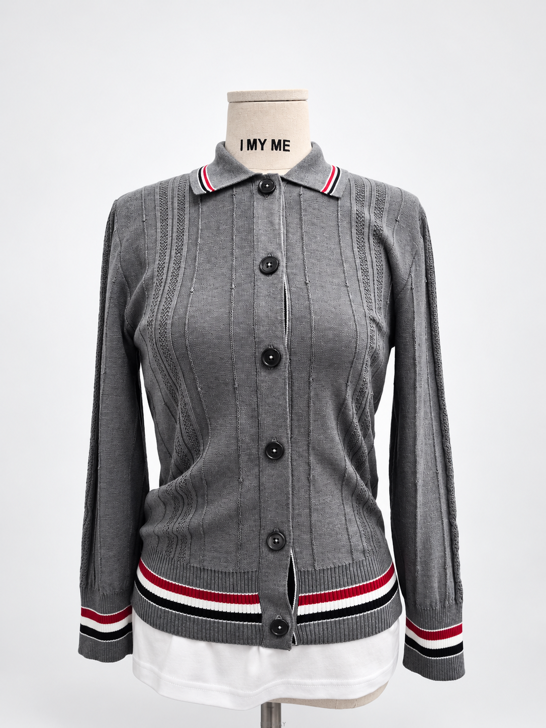 Thom Browne ����� ���� Ʈ����Ʈ ��ư ���� ����� �׷�������� ���� Ʈ����Ʈ ��ư ���� ����� �׷���