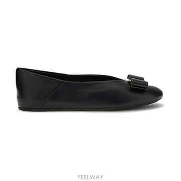 Ferragamo ��󰡸� ���� �ٶ� ���� ���� �߷����� �÷���󰡸� ���� �ٶ� ���� ���� �߷����� �÷�