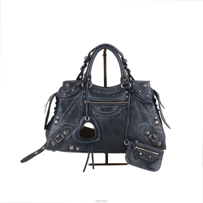 Balenciaga [�߰���ǰ�ٿ�] �߷��þư� �׿� ī�� ��Ƽ�� �̵�� ��Ƽ ����Ʈ ���� ��Ʈ ����� 700451[�߰���ǰ�ٿ�] �߷��þư� �׿� ī�� ��Ƽ�� �̵�� ��Ƽ