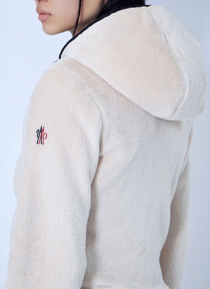 Moncler 26 F/W ��Ŭ���� ������ �е� ���� �ĵ� L2098 8G00025 B011250668026 F/W ��Ŭ���� ������ �е� ���� �ĵ� L2098 8G00025 B0