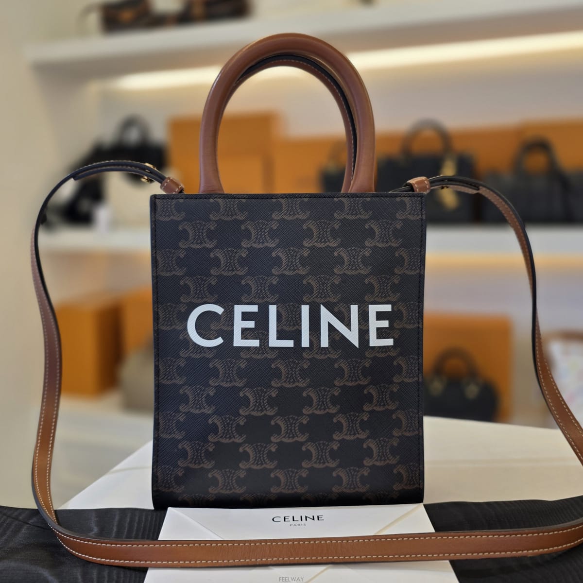 CELINE ������ Ʈ������ ��Ƽ�� ī�ٽ� �̴ϼ����� Ʈ������ ��Ƽ�� ī�ٽ� �̴�